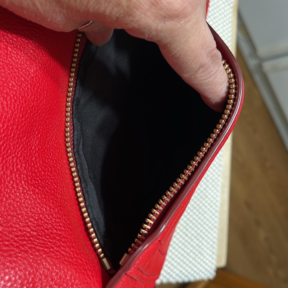 Marc Jacob’s Red Leather Empire City Crossbody Purse - Picture 4 of 15
